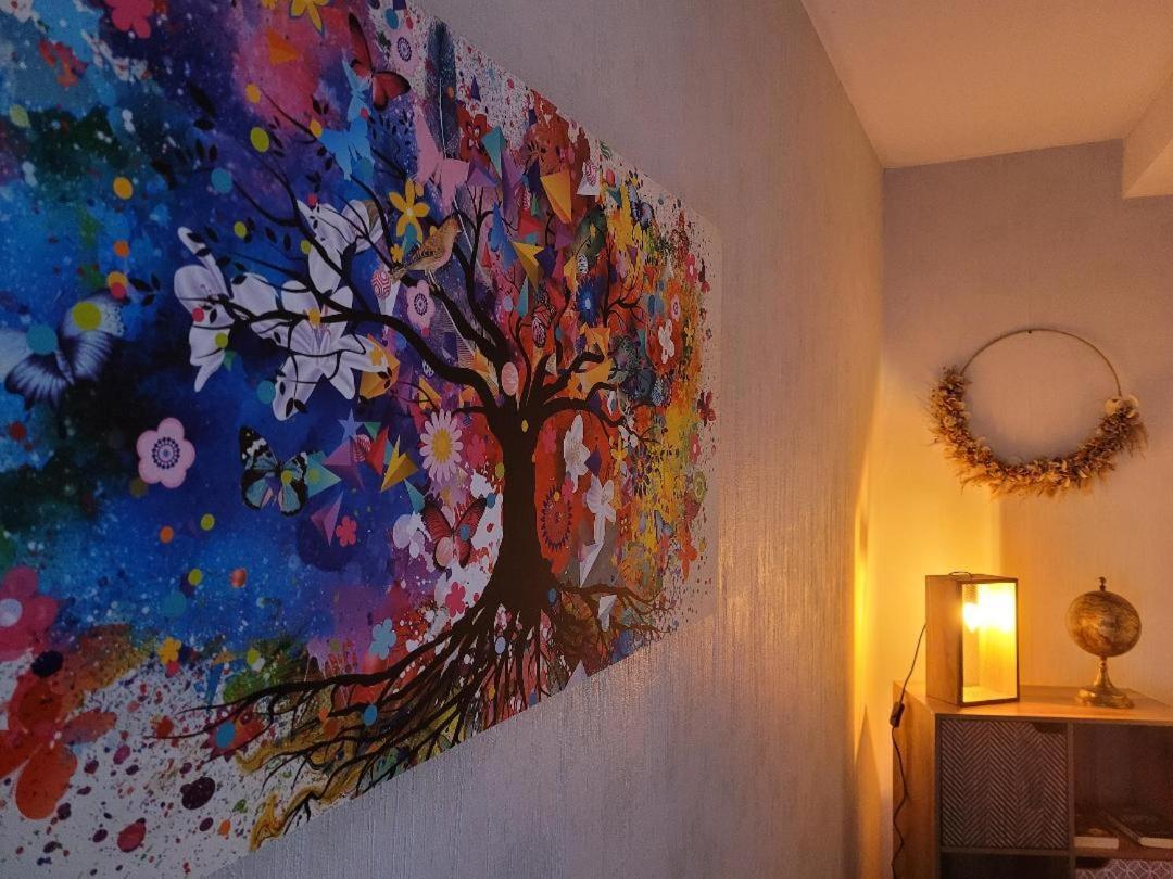 Studio Bourbon Apartment ลาโรช-โพเซย์ ภายนอก รูปภาพ
